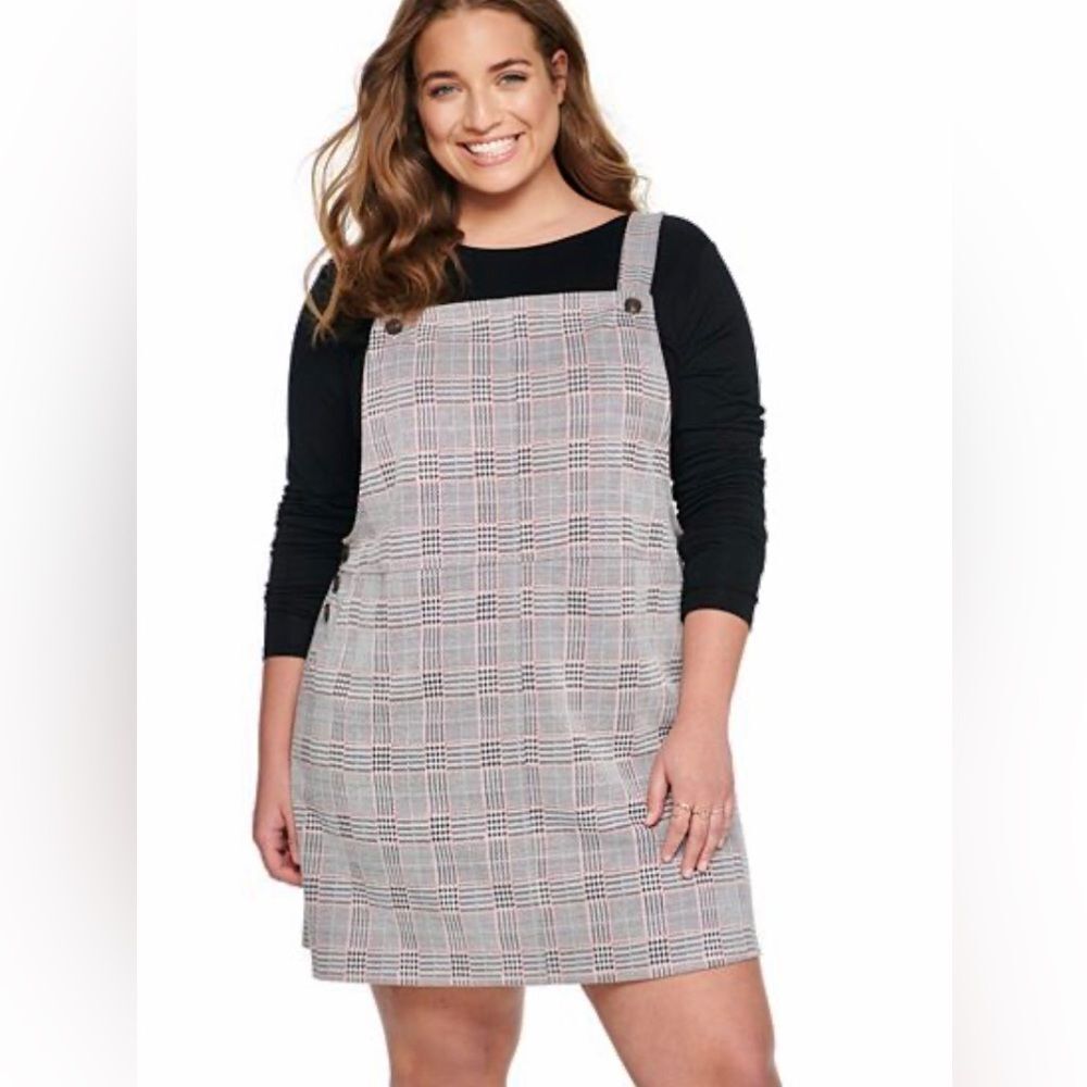 SO JUNIORS  PLAID OVERALL DRESS SIZE XL 4 POCKETS KNIT BUTTON STRAP
